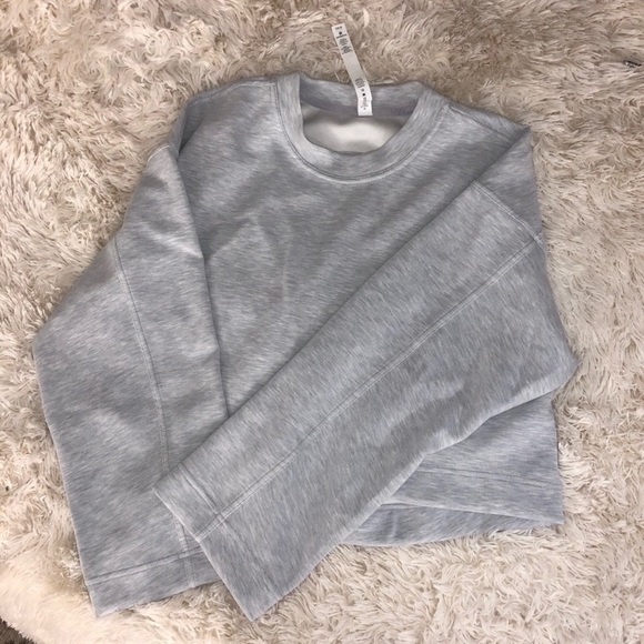Lululemon cropped pull over - Picture 5 of 7